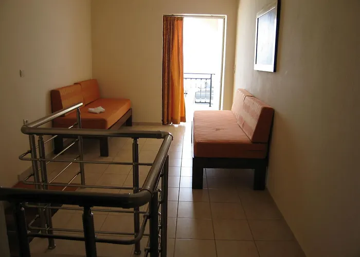 Blue Sky 3* Rethymno (Crete)