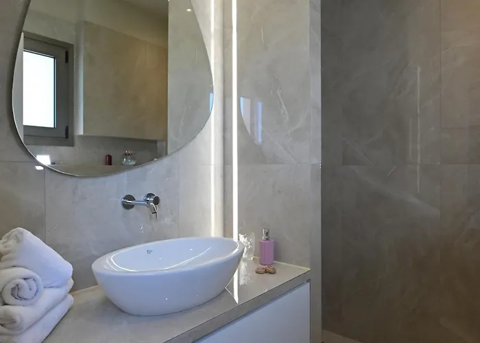 Blue Sky 3* Rethymno (Crete)