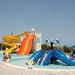 Blue Sky Aparthotel