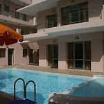 Blue Sky Aparthotel