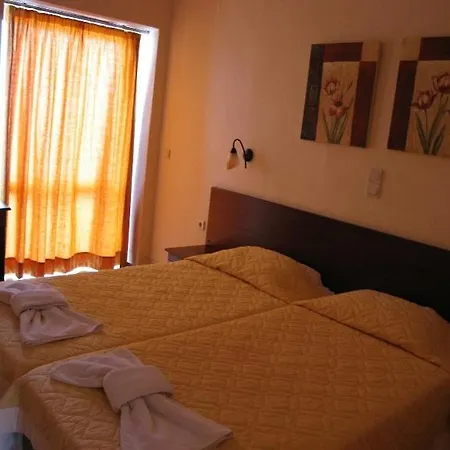 Blue Sky Aparthotel Rethymno (Crete)