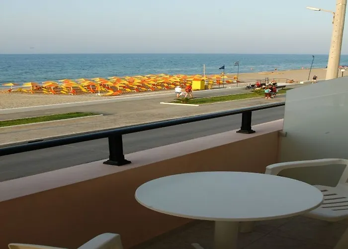 Ξενοδοχείο με διαμερίσματα Blue Sky